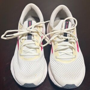 Brooks Cream and Pink Running Shoes